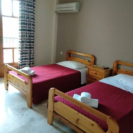 Orelia Pension Tolo Bagian luar foto