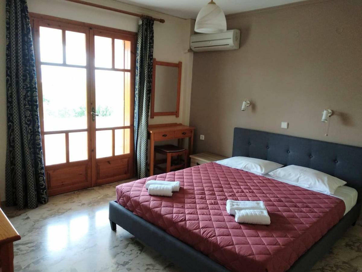 Orelia Pension Tolo Bagian luar foto