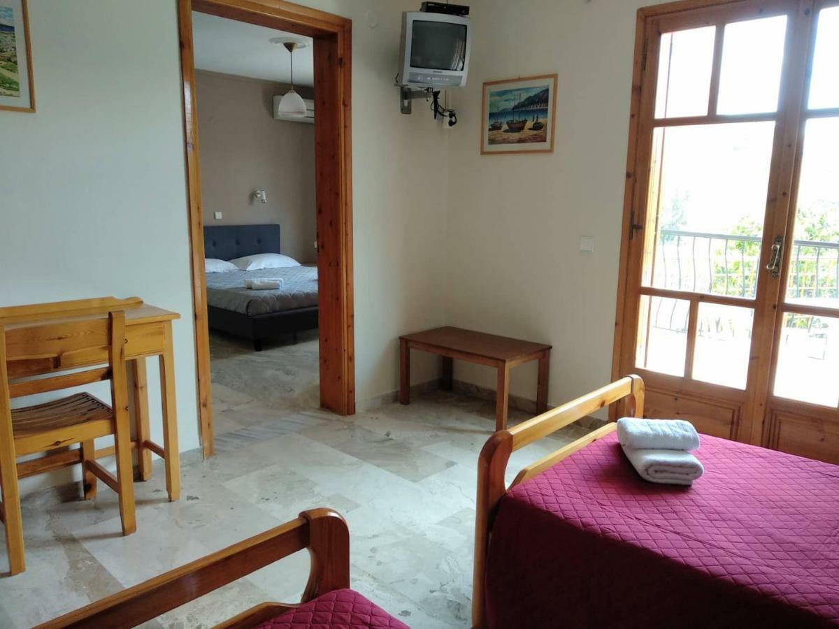 Orelia Pension Tolo Bagian luar foto