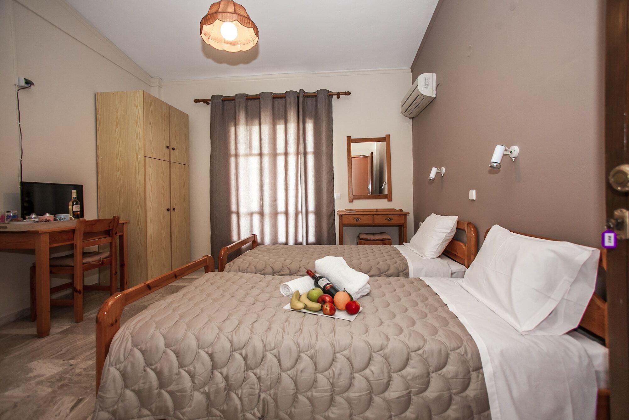 Orelia Pension Tolo Bagian luar foto